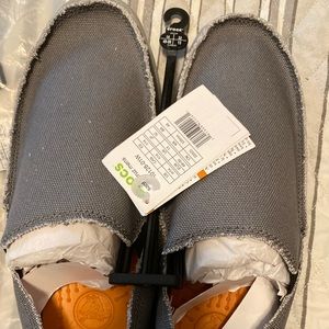 Santa Cruz Crocs Men’s sz 14